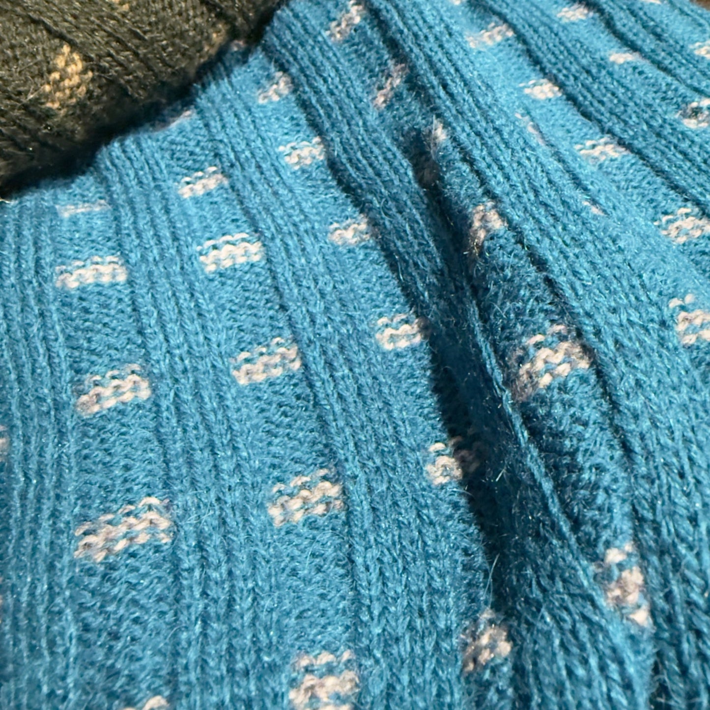 Altitude Theory: Antwerp Design by Vladimir J. Costa (vlad.ouvre) - From The Andes