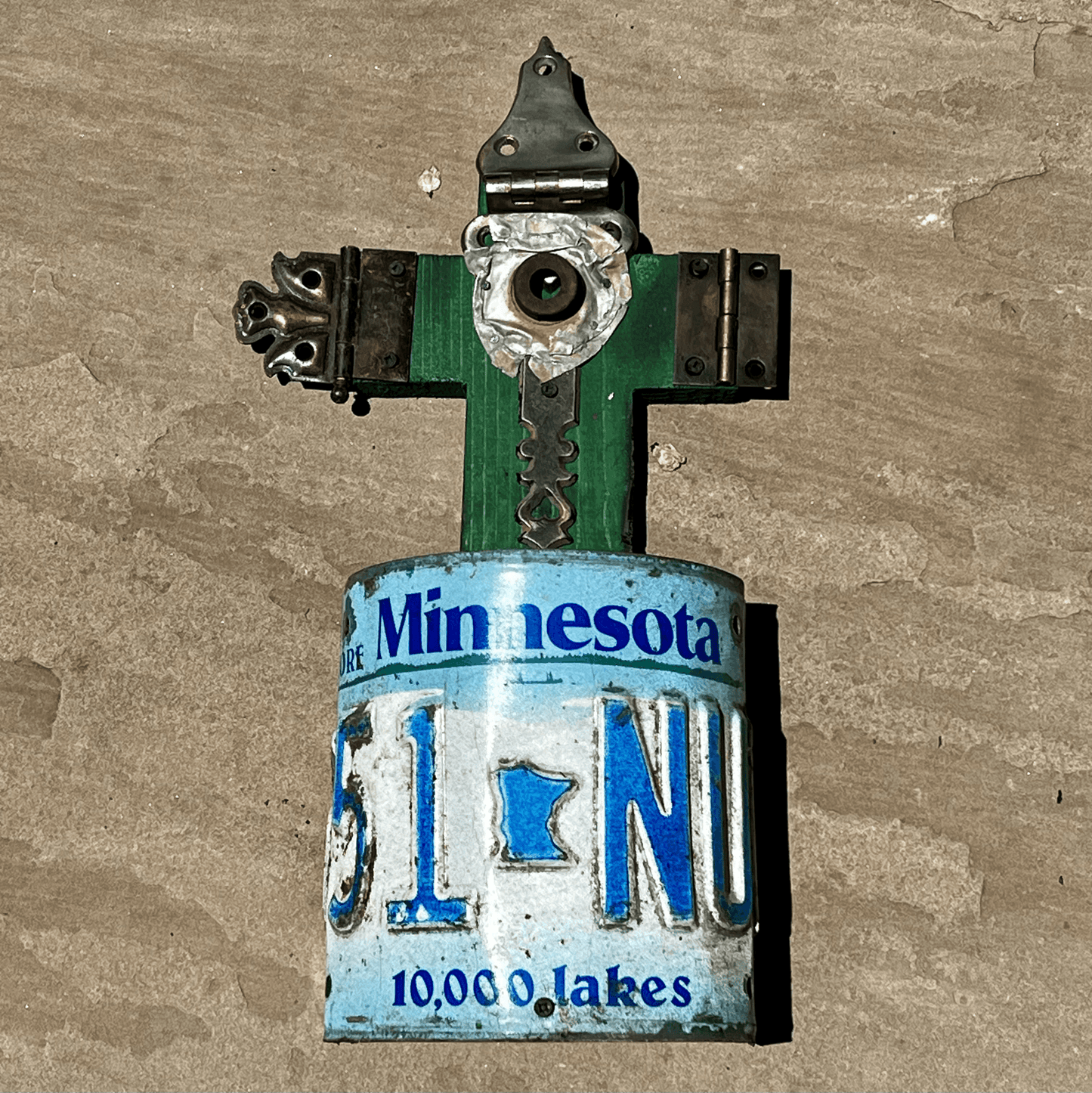 Minnesota: 10,000 Lakes Cross - From The Andes