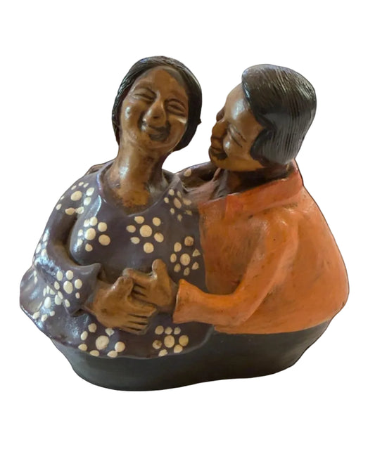 Authentic Chulucanas Couple Sculpture (Purple) - From The Andes